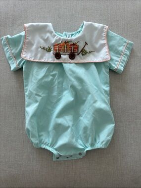 Sweet Dreams Baby bubble with Pumpkin Wagon Embroidery